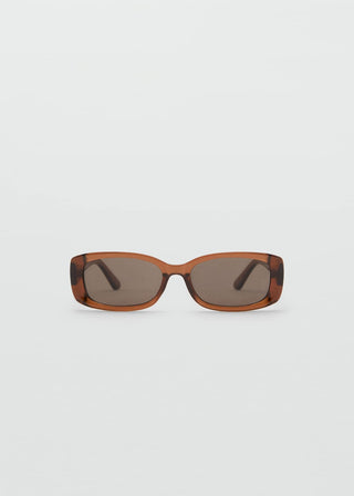 Gafas de Sol con Montura Rectangular.