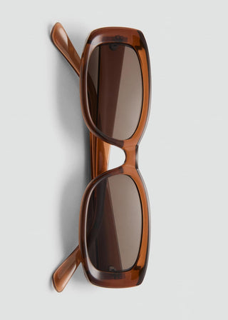 Gafas de Sol con Montura Rectangular.