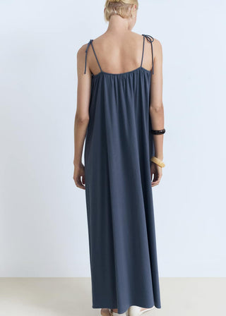 Vestido Largo con Detalle de Algodón.