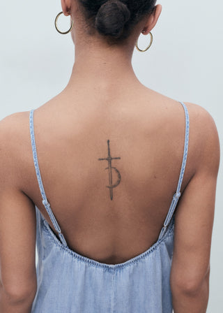 Vestido Denim de Tirantes con Espalda Abierta