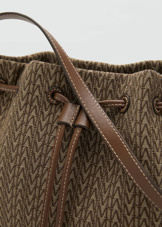 Bolso Mediado con Logo Jacquard.