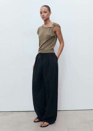 Blusa de Punto con Detalle Metálico