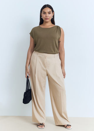 Pantalón Wide Leg con Detalle de Pinzas.