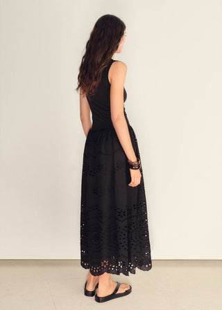 Vestido Combinado con Bordados Calados