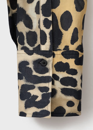 Camisa Manga Larga con Estampado Animal Print.