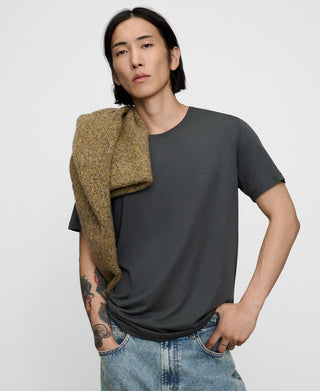 Camiseta.
