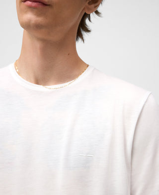 Camiseta Manga Corta con Logo Bordado