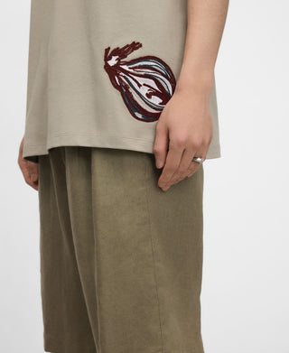 Camiseta Oversized con Detalle Bordado