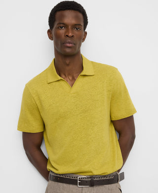 Polo Cuello V con Logo Bordado