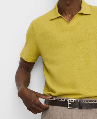 Polo Cuello V con Logo Bordado