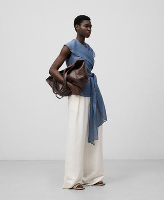 Blusa Cruzada con Detalle Cinturón