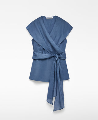 Blusa Cruzada con Detalle Cinturón