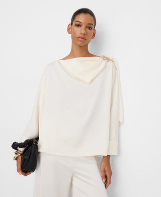 Camisa Satinada con Cuello Pañuelo