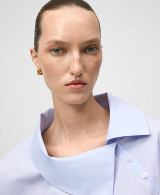 Camisa Manga Larga con Cuello Asimétrico