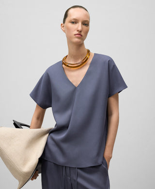 Camiseta Manga Corta con Cuello V