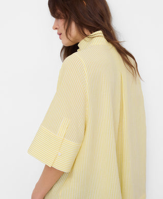 Camisa.