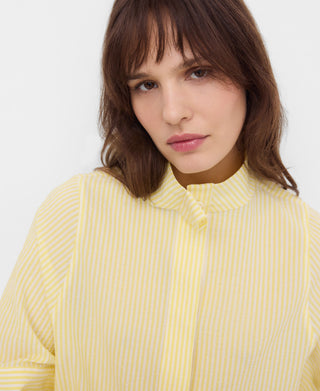 Camisa.