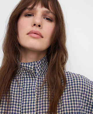 Camisa.