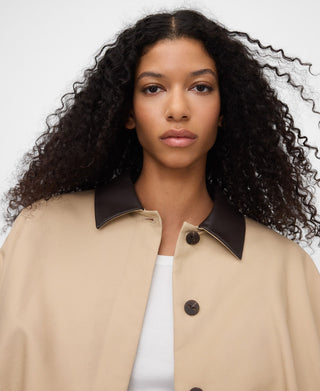 Chaqueta Acolchada con Cuello en Contraste