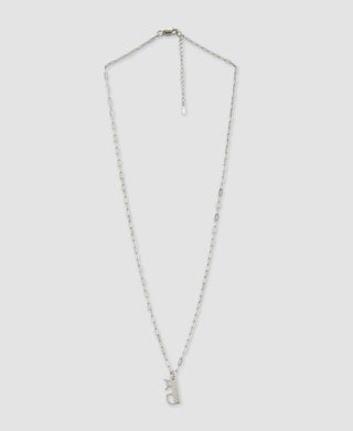 Collar Largo con Detalle de Logo