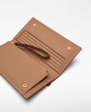 Billetera Grande de Piel con Logo Grabado