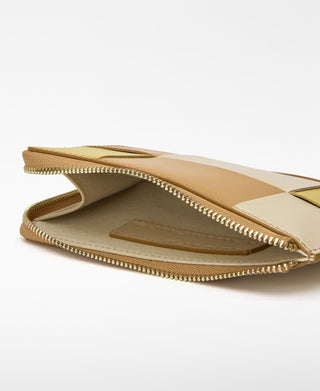 Billetera con Diseño Multicolor y Logo