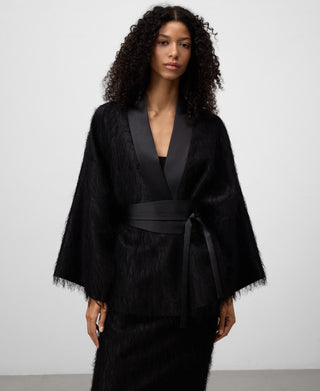 Chaqueta Kimono con Detalle de Flecos