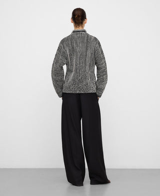 Chaqueta Corta con Detalle Flecos