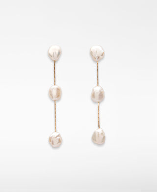 Aretes Largos con Perlas Cierre Broche