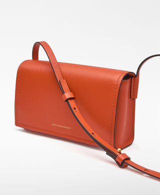 Bolso Bandolera con Solapa y Logo
