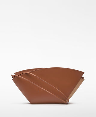 Bolso de Hombros Asimétrico con Logo