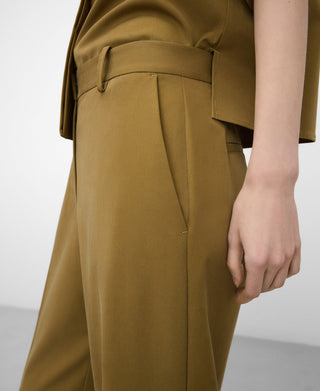 Pantalón.