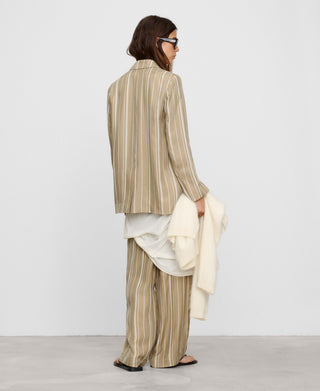 Pantalón.
