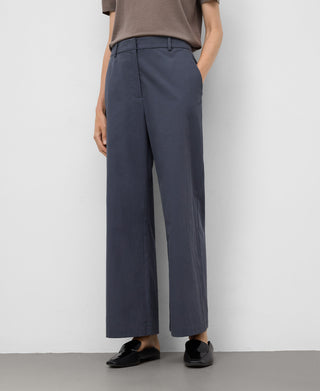 Pantalón Tobillero Corte Recto de Algodón