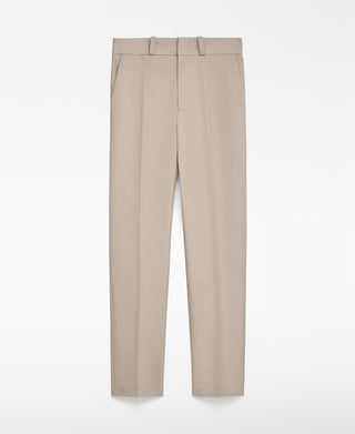 Pantalón Tobillero con Detalle de Pinzas