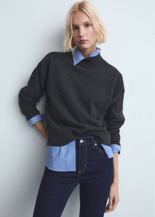 Jeans Cropped Acampanados con Bolsillos