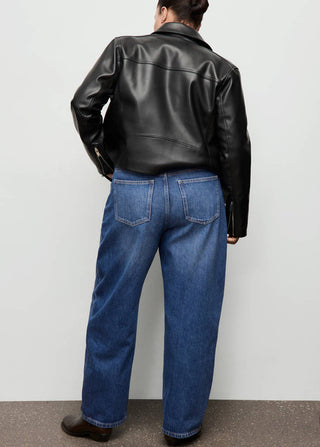 Jeans Barrel Talle Alto con Bolsillos