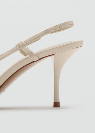 Zapatos de Tacón con Detalle Charol