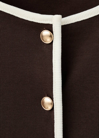 Camiseta Manga Corta con Detalle Botones