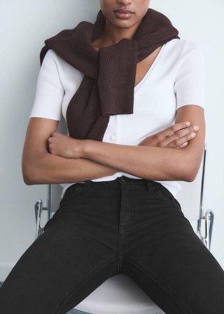 Jeans Ajustados Talle Alto con Bolsillos