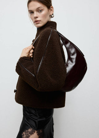 Bolso de Hombro Ovalado Acabado Brillante