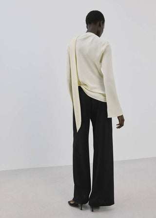 Pantalón Recto con Raya Lateral
