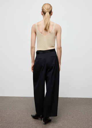 Camiseta Cuello V con Tejido Lúrex