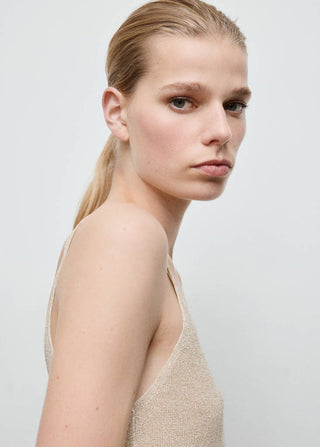 Camiseta Cuello V con Tejido Lúrex