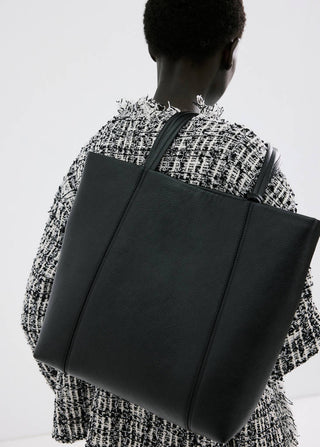 Bolso Shopper Grande Detalle Charm