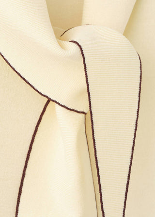 Blusa de Punto con Detalle Bufanda