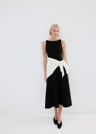 Vestido Midi Cuello Redondo sin Mangas