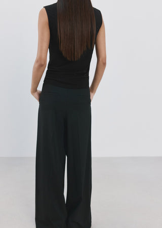 Blusa Ajustada con Detalle Fruncido