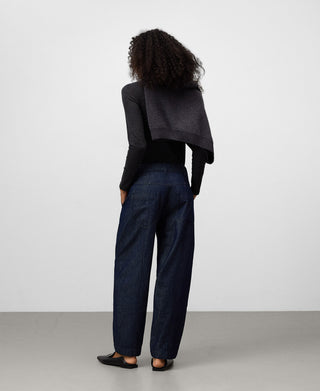 Jeans Barrel Talle Alto con Bolsillos