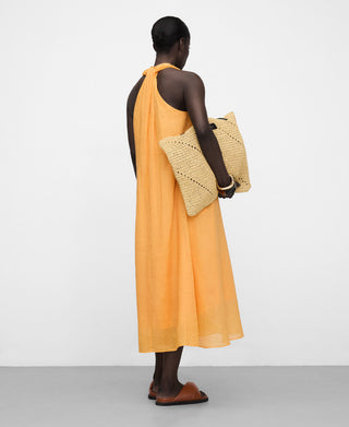 Vestido Largo con Detalle Cuello Pañuelo